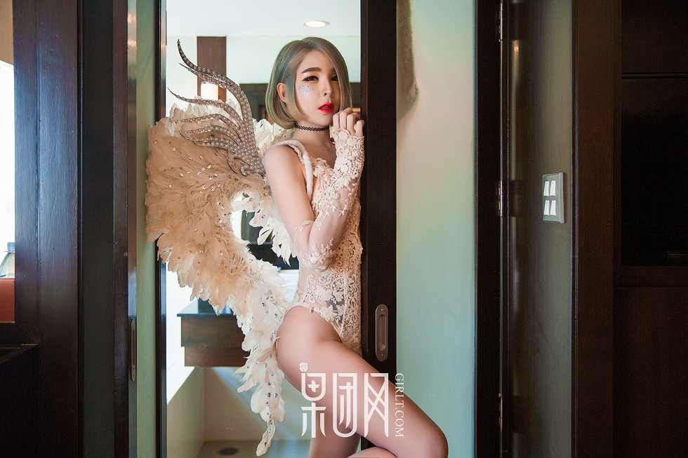[GIRLT果团网]NO.145_果团泰国特辑嫩模高叉连体衣+缕空情趣内衣撩人诱惑写真50P