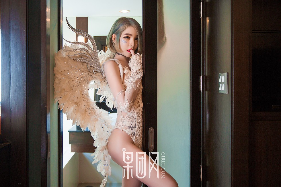 [GIRLT果团网]NO.145_果团泰国特辑嫩模高叉连体衣+缕空情趣内衣撩人诱惑写真50P