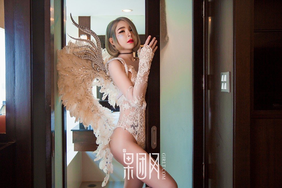 [GIRLT果团网]NO.145_果团泰国特辑嫩模高叉连体衣+缕空情趣内衣撩人诱惑写真50P