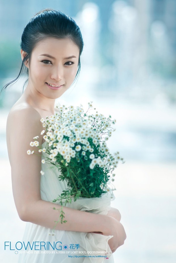 青春美少女五月花季写真大片(图4)