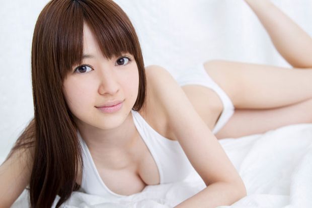 比基尼日本美眉室内清秀写真(图3)