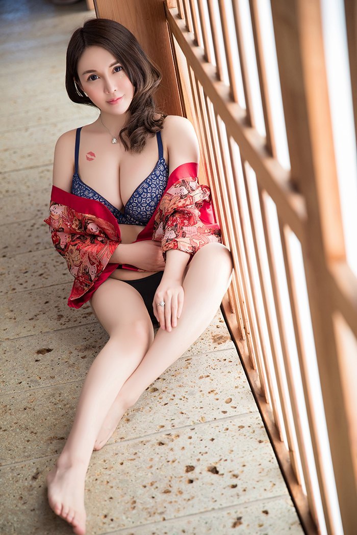 风情万种沈蜜桃丰乳滑臀同享天乐(图14)