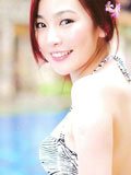 养眼美眉李蕴滴水般性感写真