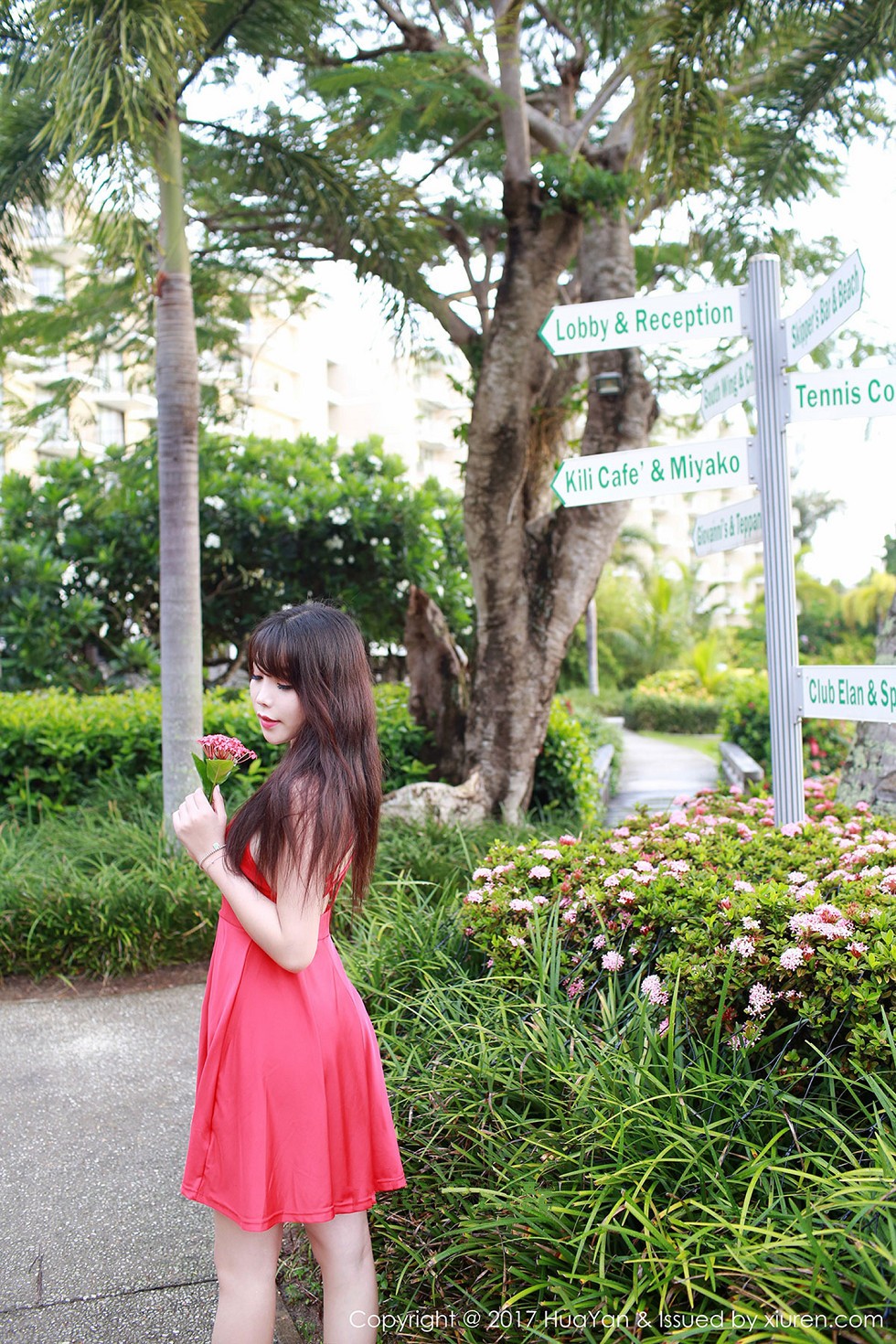 [HuaYan花の颜]Vol.044_嫩模芝芝Booty塞班岛旅拍粉红高叉连体内衣湿身诱惑写真61P