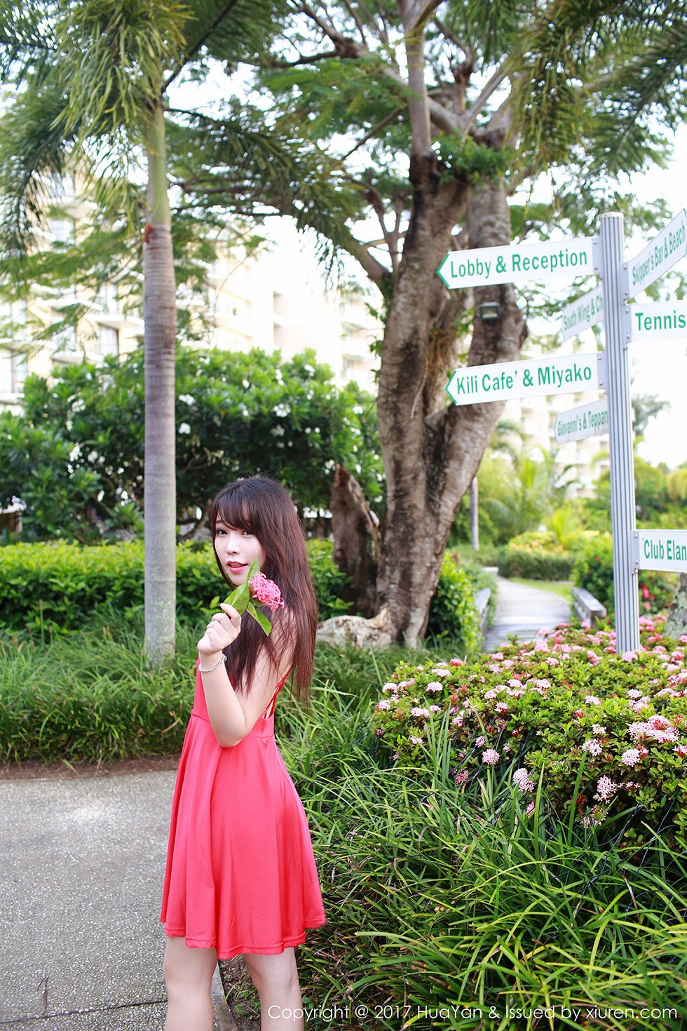 [HuaYan花の颜]Vol.044_嫩模芝芝Booty塞班岛旅拍粉红高叉连体内衣湿身诱惑写真61P