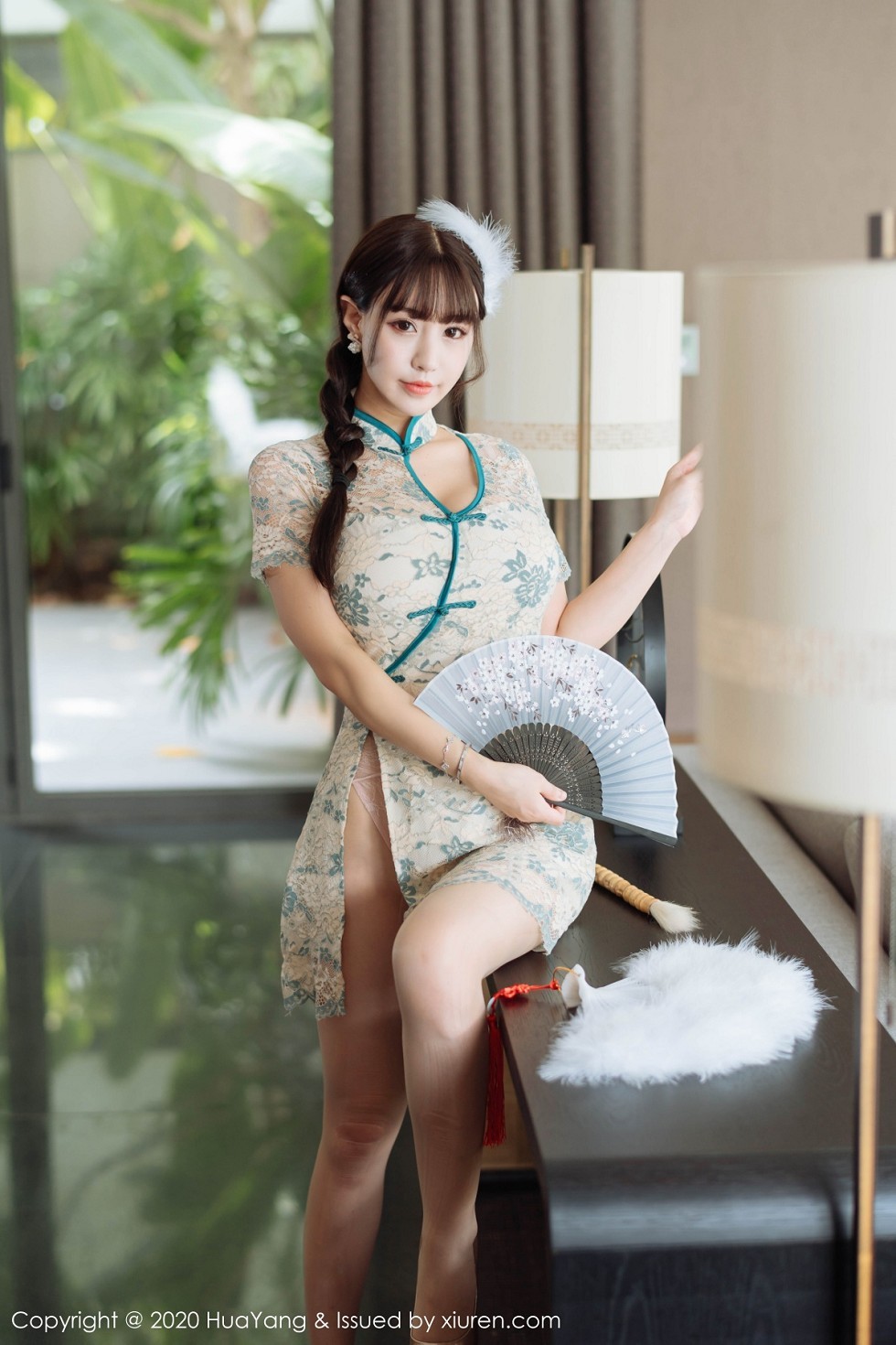 [HuaYang花漾]Vol.256_女神朱可儿Flower三亚旅拍典雅韵味旗袍配蕾丝内衣诱惑写真56P