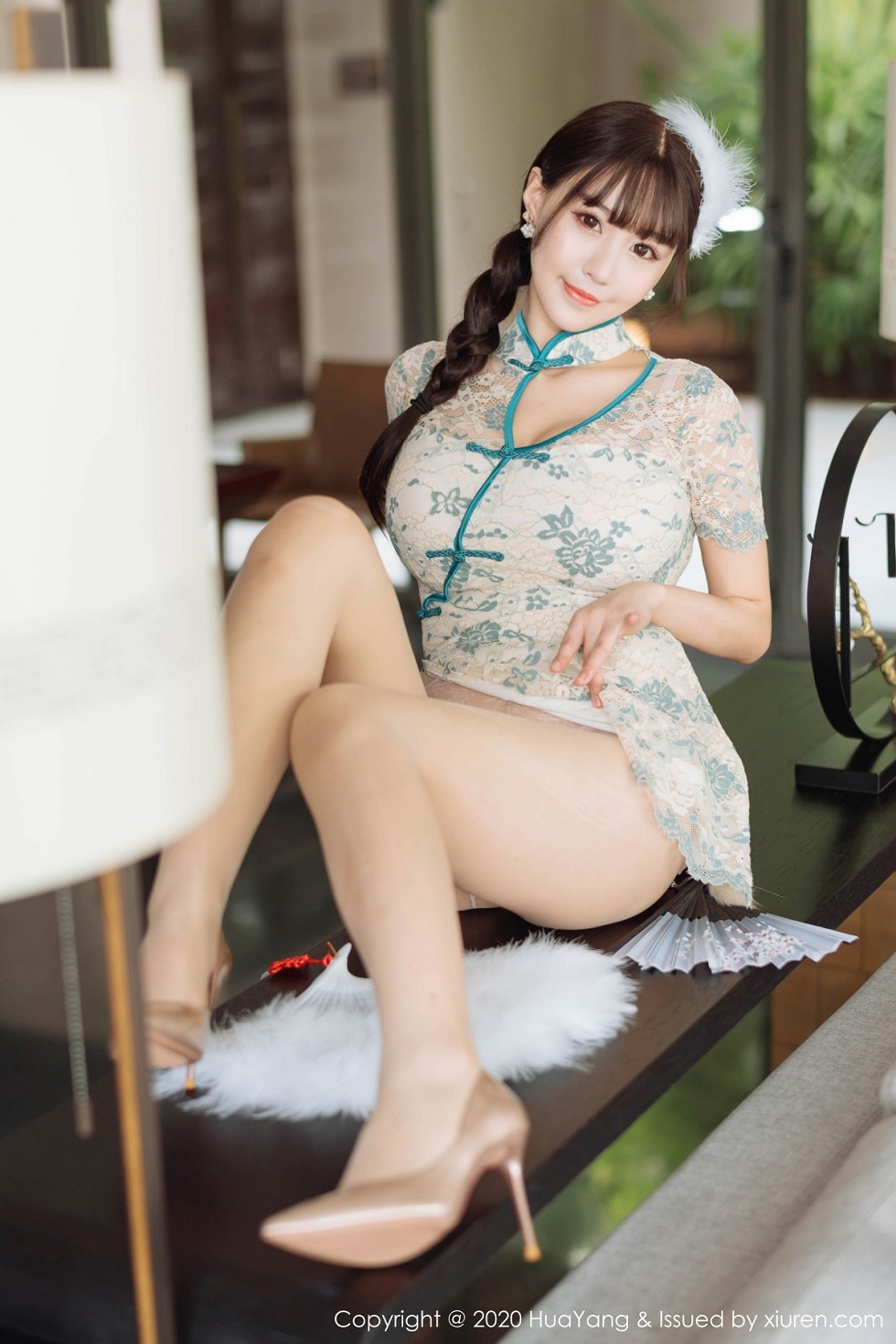 [HuaYang花漾]Vol.256_女神朱可儿Flower三亚旅拍典雅韵味旗袍配蕾丝内衣诱惑写真56P