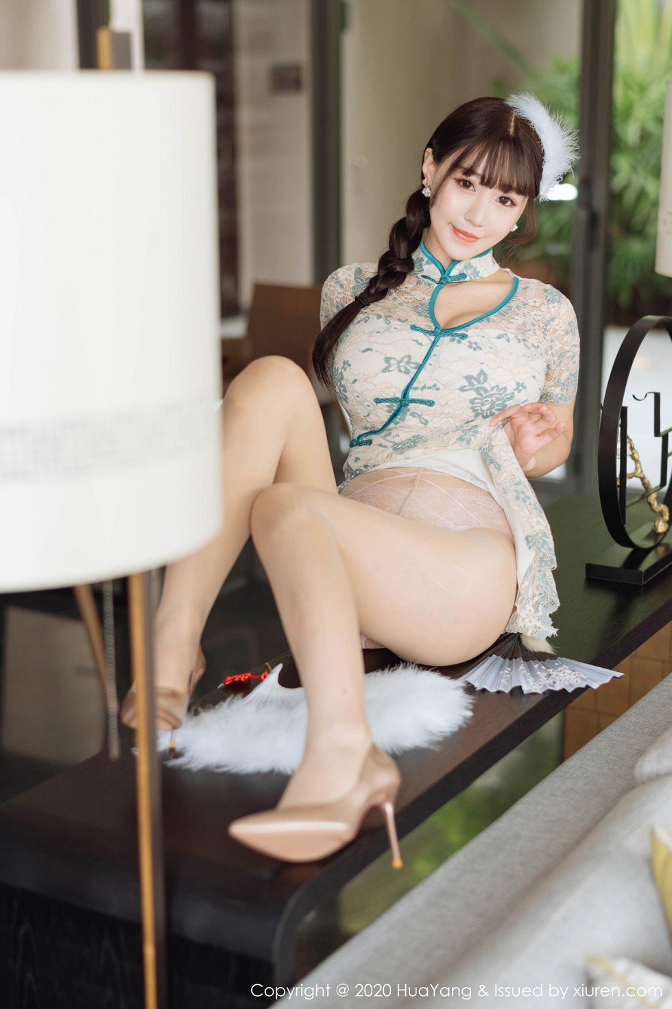 [HuaYang花漾]Vol.256_女神朱可儿Flower三亚旅拍典雅韵味旗袍配蕾丝内衣诱惑写真56P