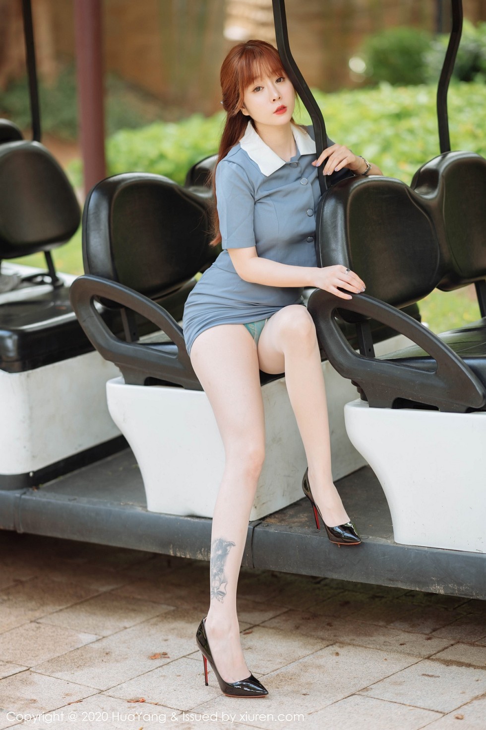 [HuaYang花漾]Vol.257_女神王雨纯三亚旅拍户外职业装配无内肉丝裤袜诱惑写真87P