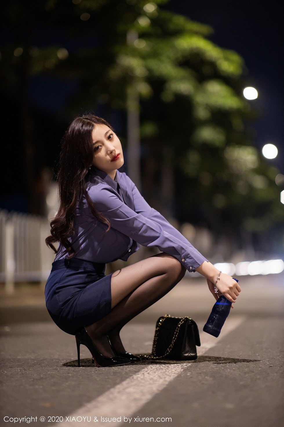 [XiaoYu画语界]Vol.323_女神杨晨晨suga阳朔旅拍豪车内半脱露性感内衣完美诱惑写真87P