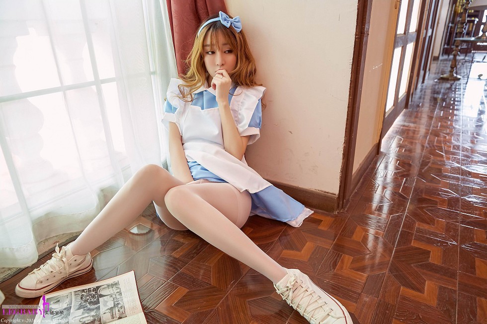 [LEGBABY美腿宝贝]Vol.020_女神王语纯性感女仆装无内超薄肉丝诱惑翘臀写真66P
