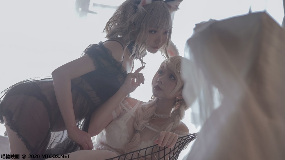 [喵糖映画]Vol.200_性感姐妹花私房透视黑猫装加白色透视兔女郎撩人诱惑写真25P
