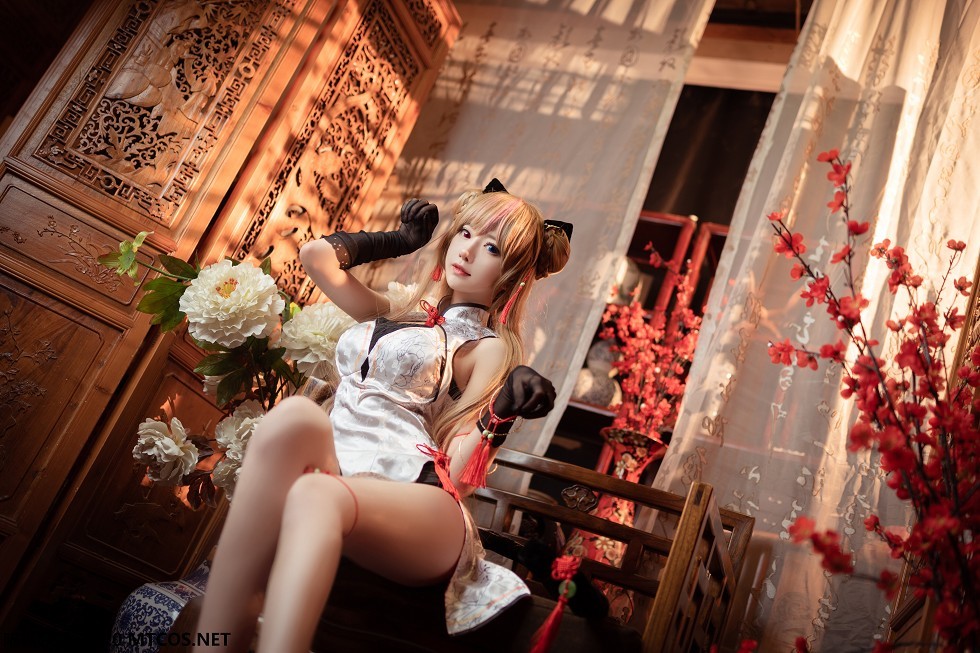 [喵糖映画]HML.011_蜂糖花旗袍妹子私房猫女郎装扮秀完美身材白嫩肌肤诱惑写真20P