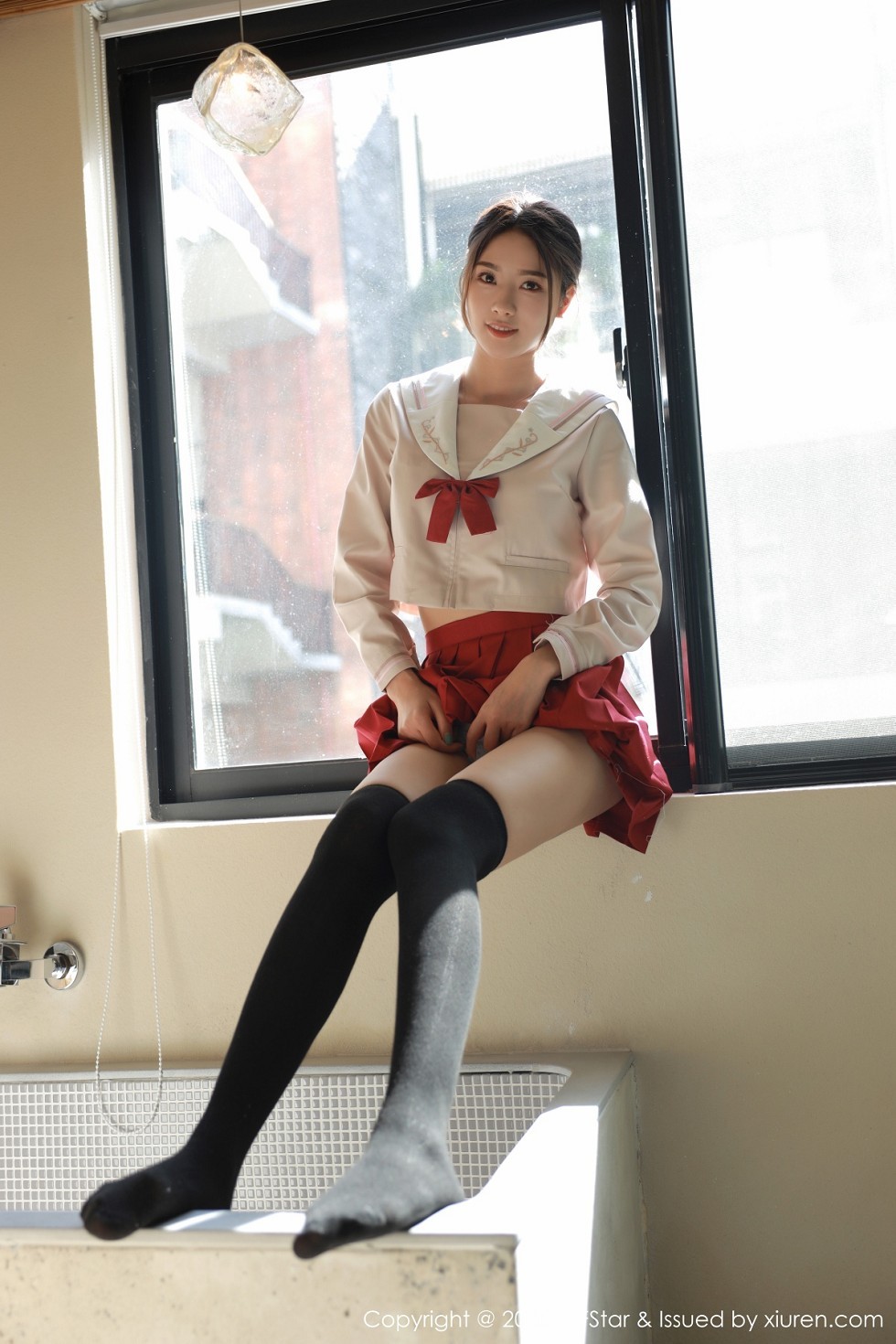 [MFStar模范学院]Vol.340_嫩模方子萱私房经典JK制服主题红短裙配黑丝袜性感写真61P