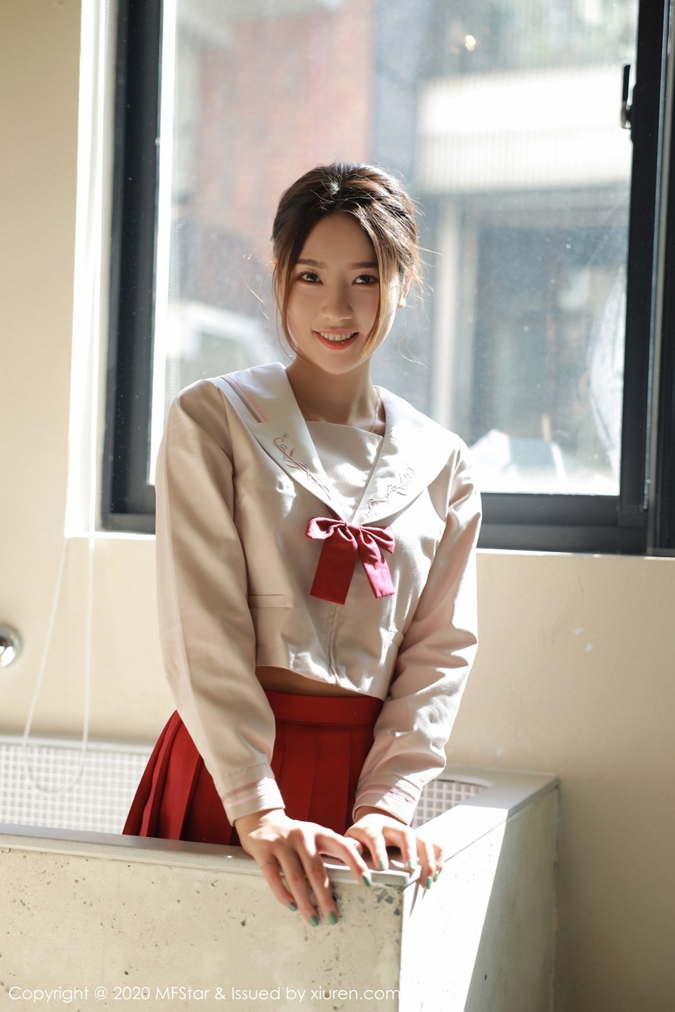 [MFStar模范学院]Vol.340_嫩模方子萱私房经典JK制服主题红短裙配黑丝袜性感写真61P