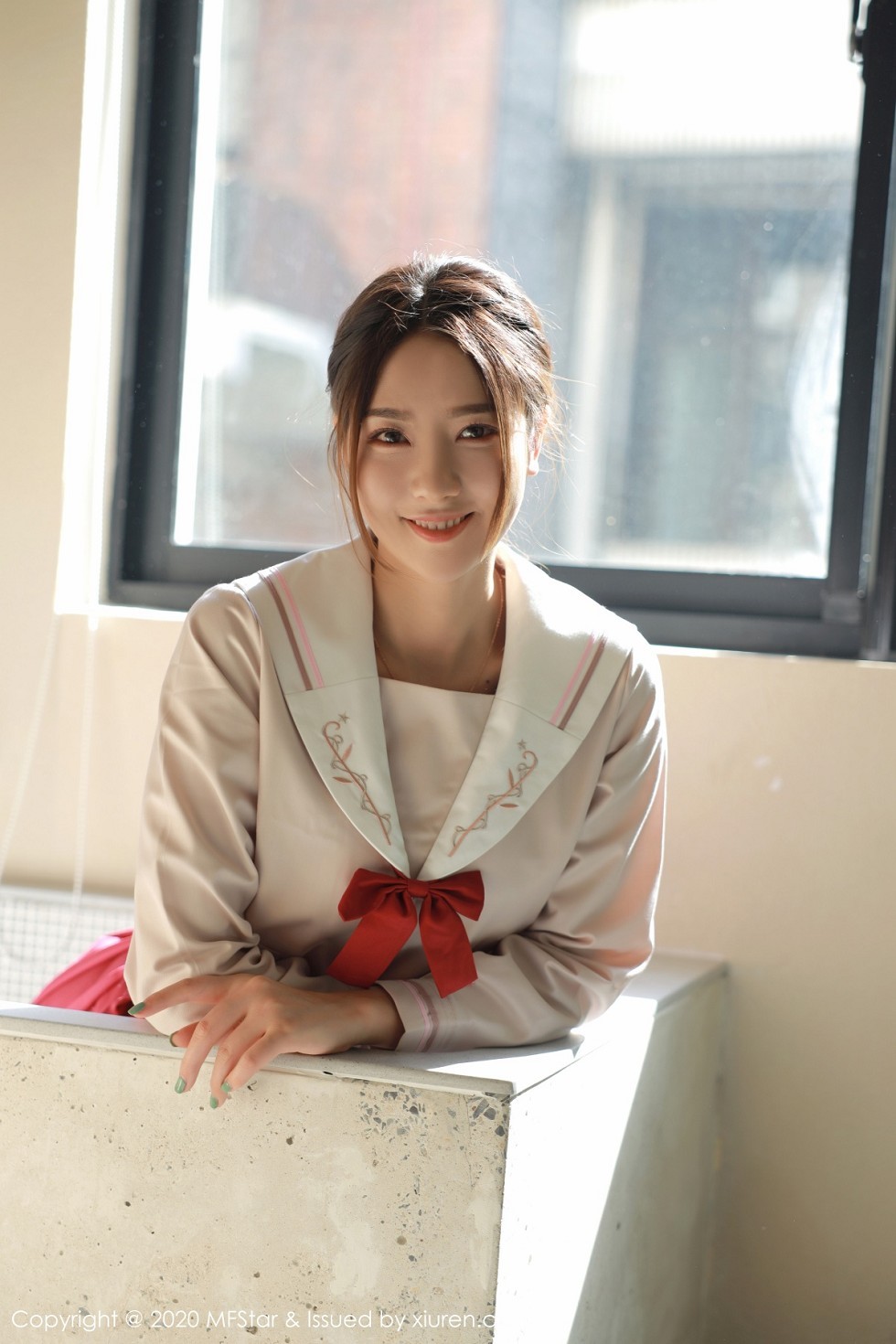 [MFStar模范学院]Vol.340_嫩模方子萱私房经典JK制服主题红短裙配黑丝袜性感写真61P