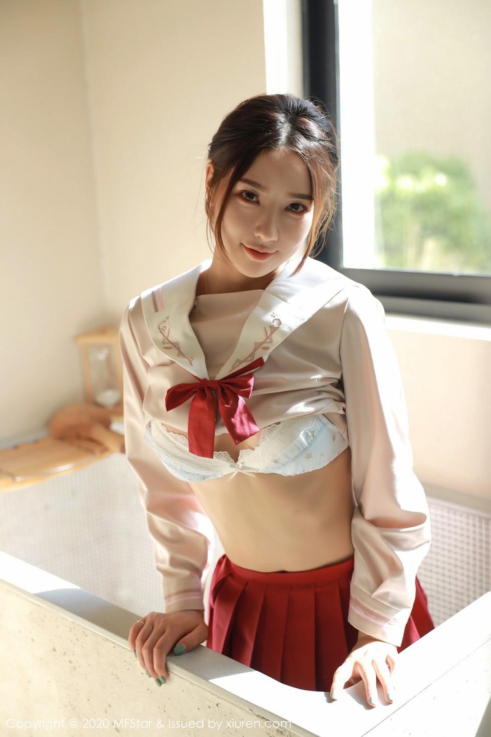 [MFStar模范学院]Vol.340_嫩模方子萱私房经典JK制服主题红短裙配黑丝袜性感写真61P