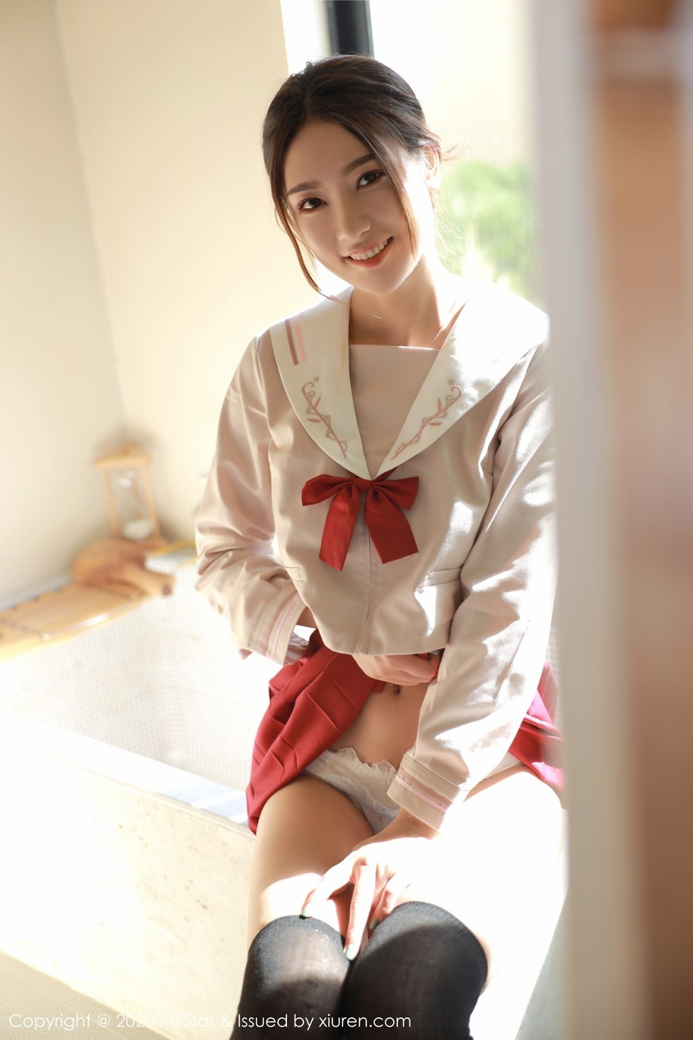 [MFStar模范学院]Vol.340_嫩模方子萱私房经典JK制服主题红短裙配黑丝袜性感写真61P