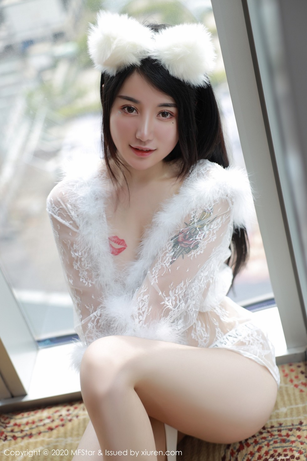 [MFStar模范学院]Vol.353_嫩模美七Mia私房猫耳制服露傲人豪乳遮点极致诱惑写真45P