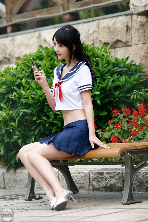 甜甜养眼mm学生制服写真(图11)