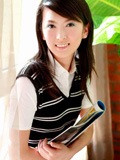 高雅性感的瓜子脸小妹妹