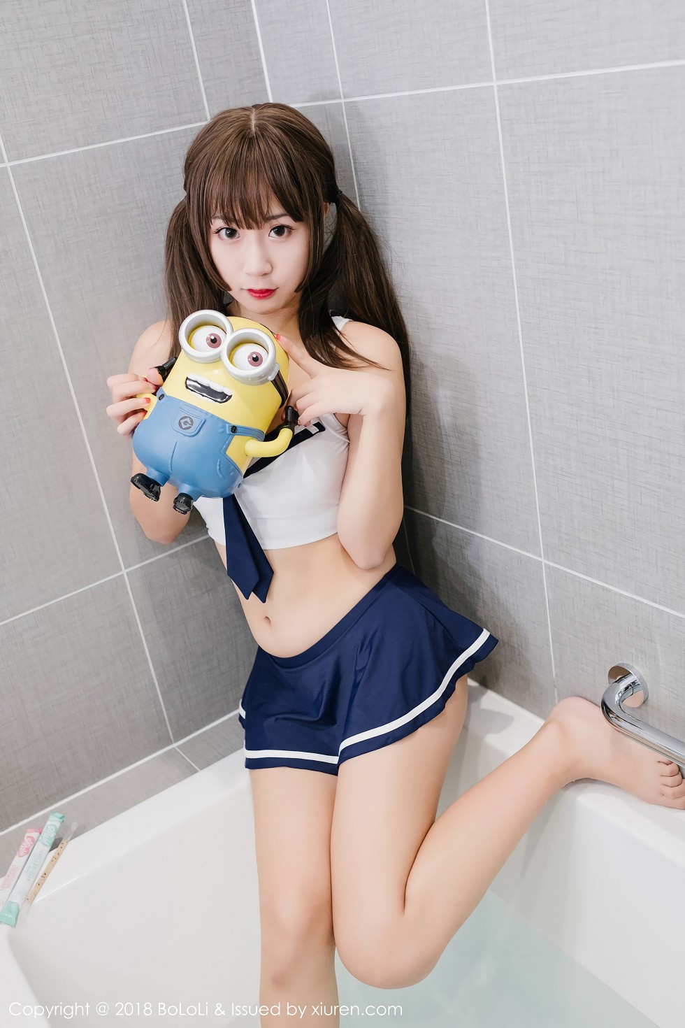 [Tukmo兔几盟]Vol.115_美女主播猫九酱Sakura浴室里性感水手内衣湿身诱惑写真42P