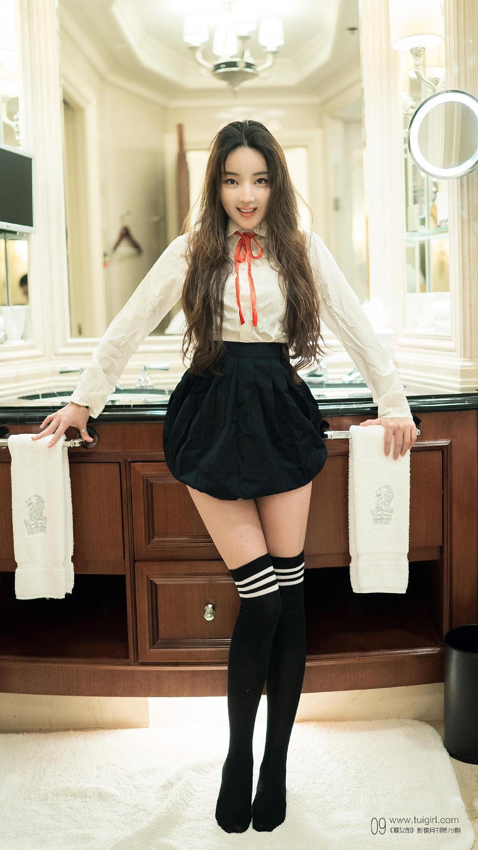 推女郎第79期_美女郎冬雪俐大尺度全裸私房美乳露点诱惑写真33P