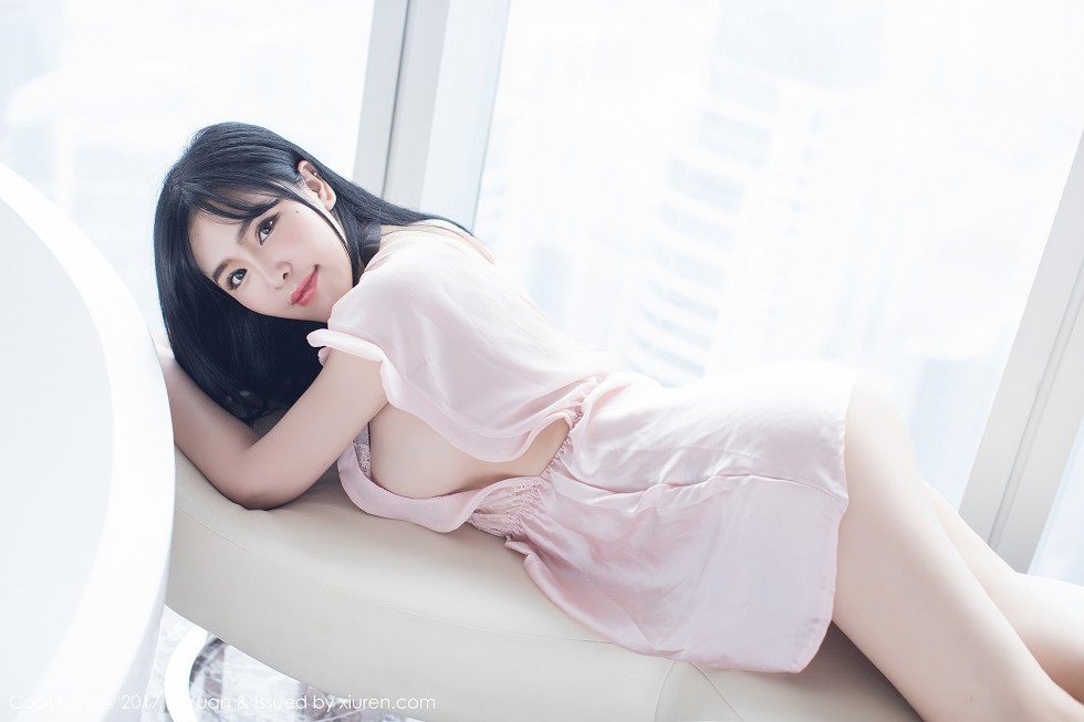 [LeYuan星乐园]Vol.046_女神刘钰儿居家粉红蕾丝睡裙真空秀傲人豪乳诱惑写真46P