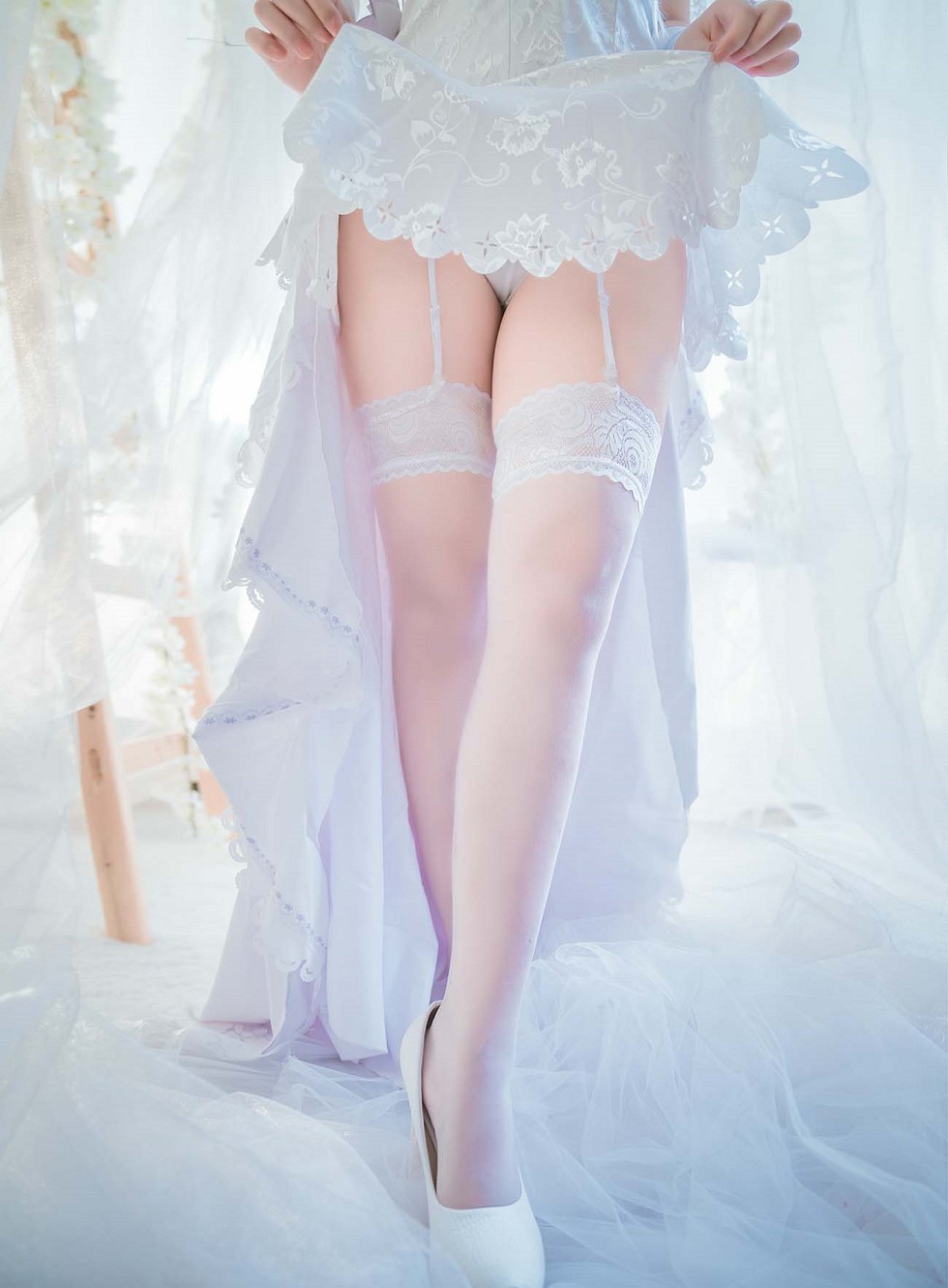 性感女神猫九酱碧蓝航线主题撩人服饰秀傲人豪乳极致诱惑写真95P