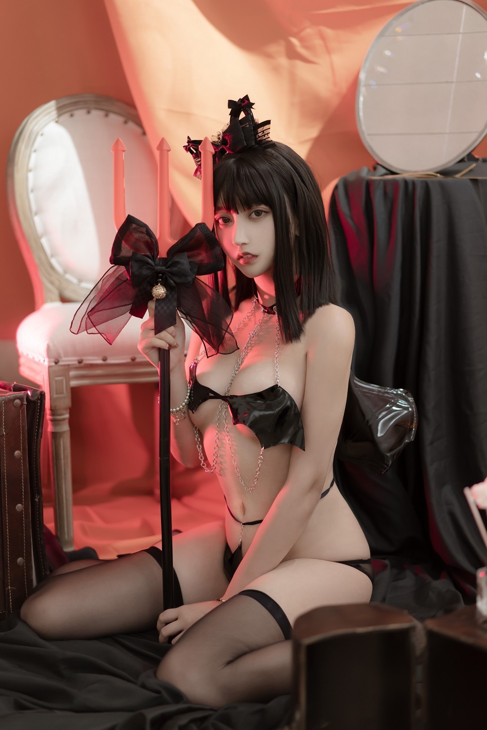 超人气Cosplay写真美女过期米线线喵小恶魔主题黑色情趣内衣惹火写真40P