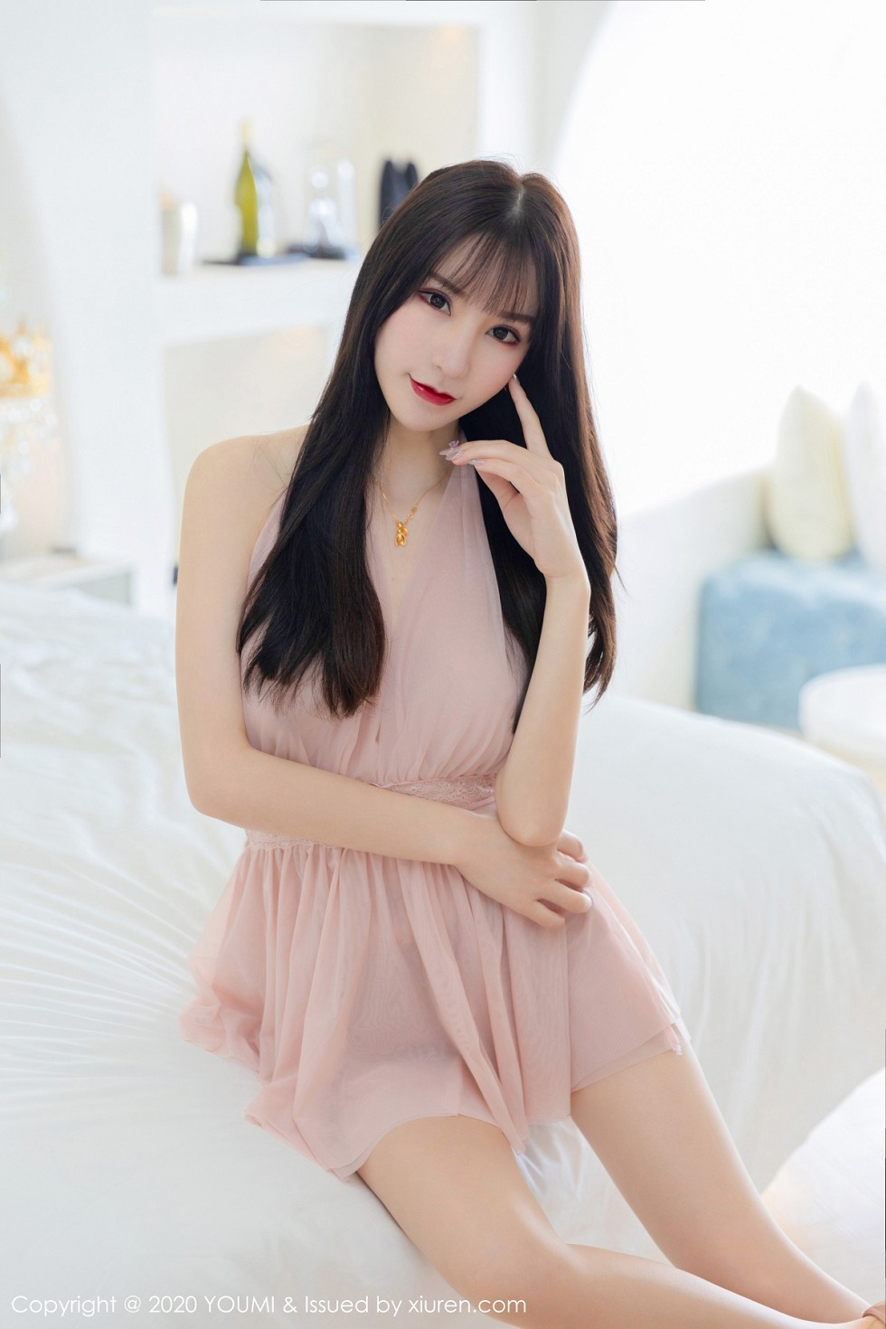 [YouMi尤蜜荟]Vol.488_女神周于希Sandy大理旅拍粉红色轻纱吊裙透视诱惑写真68P