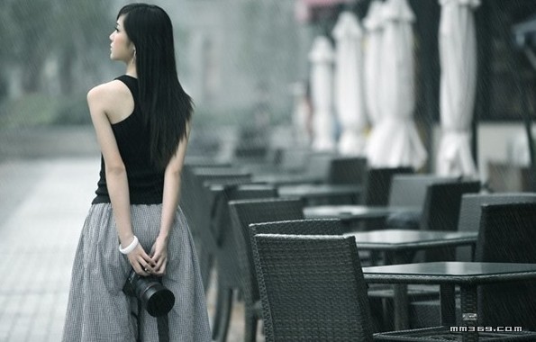 绝色美女摄影师的张望(图10)