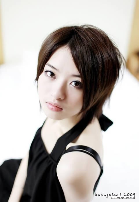 完美黑天使的清纯写真(图3)