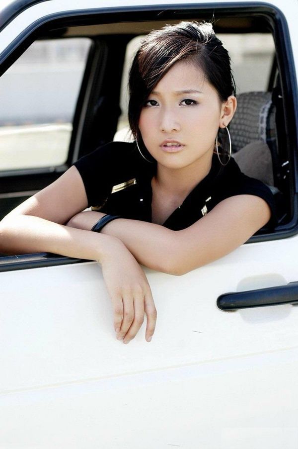 时尚运动型的阳光美女(图5)
