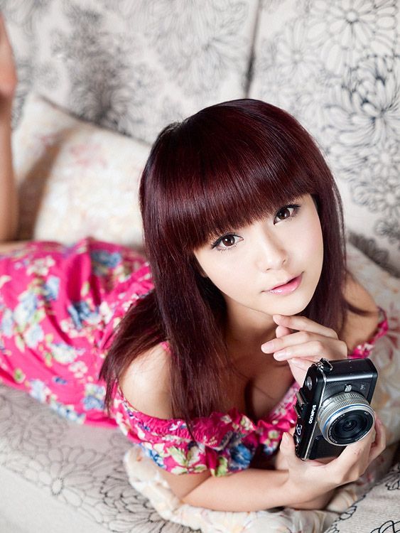 清纯少女招显性感姿态(图22)