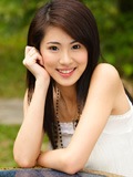 竹林里的蜜汁养眼青春美女