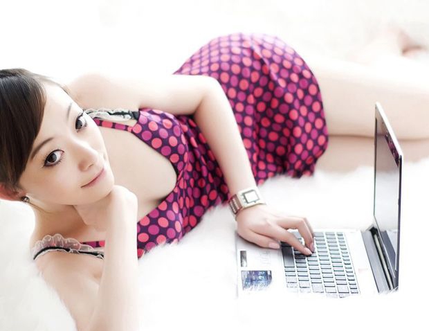 百变楚楚华硕广告代言照(图8)