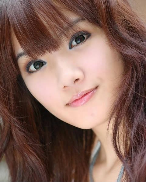 平民版靓丽美女迷人笑容(图2)