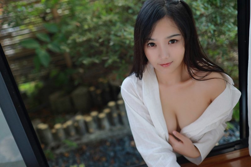 巨乳萌妹徐微微身姿卓越眼神勾人(图40)