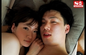 情人闺蜜「鹫尾めい」刚分手欲求不满！情人不在家忍不住了...