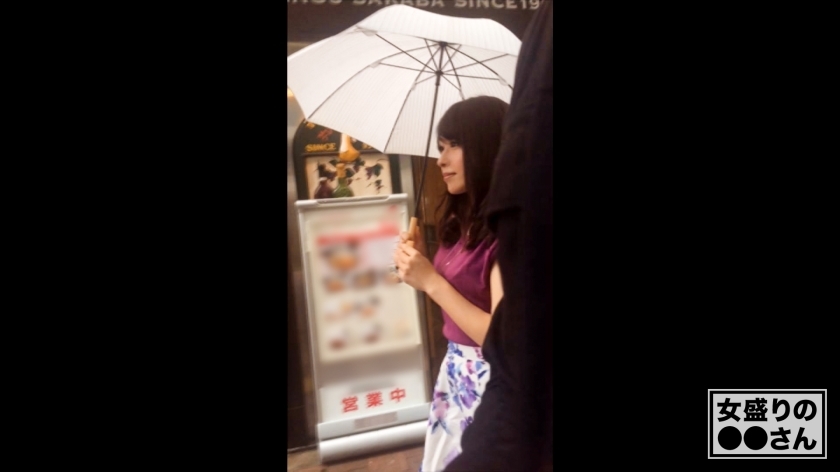[300MIUM-300]高梨さん 27岁 看护师 美脚