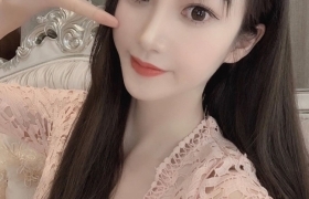乘务员周钰莹欲求不满！老司机抢上车