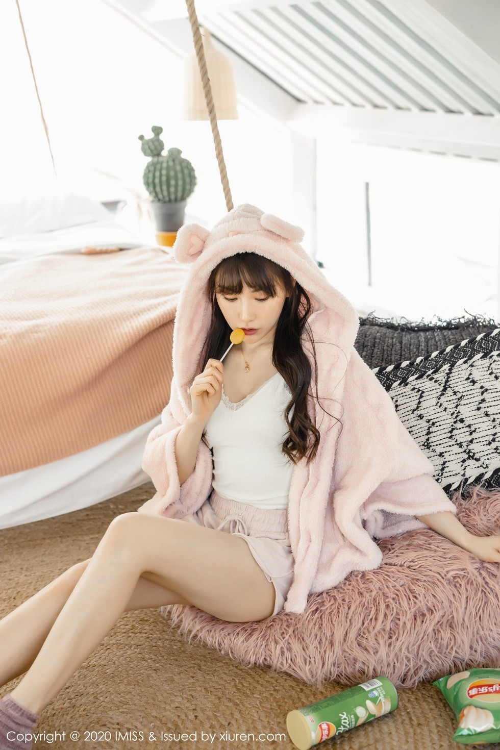 [IMISS爱蜜社]Vol.457_气质女神Lynn刘奕宁私房超透连身裙露性感内衣撩人诱惑写真52P