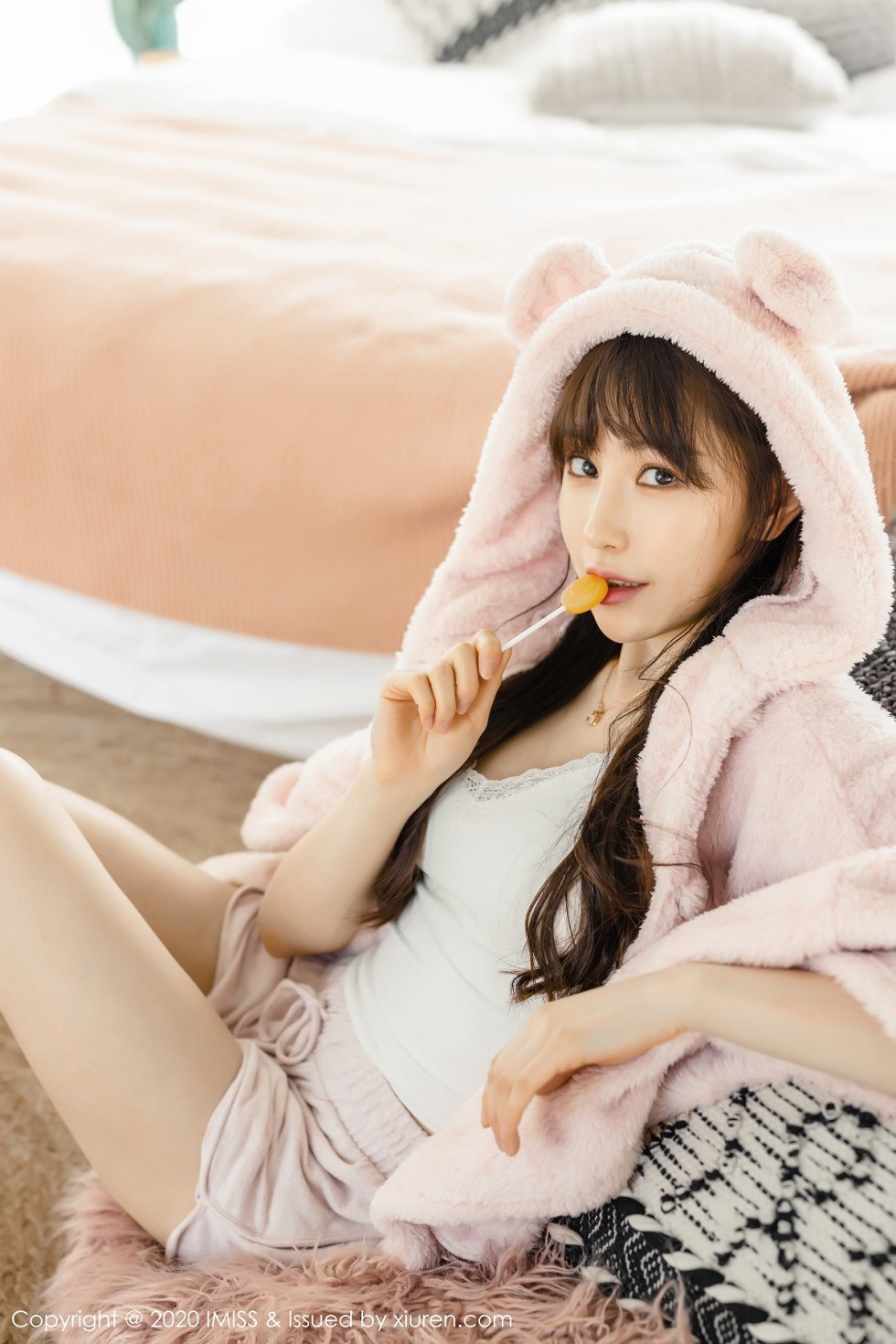 [IMISS爱蜜社]Vol.457_气质女神Lynn刘奕宁私房超透连身裙露性感内衣撩人诱惑写真52P