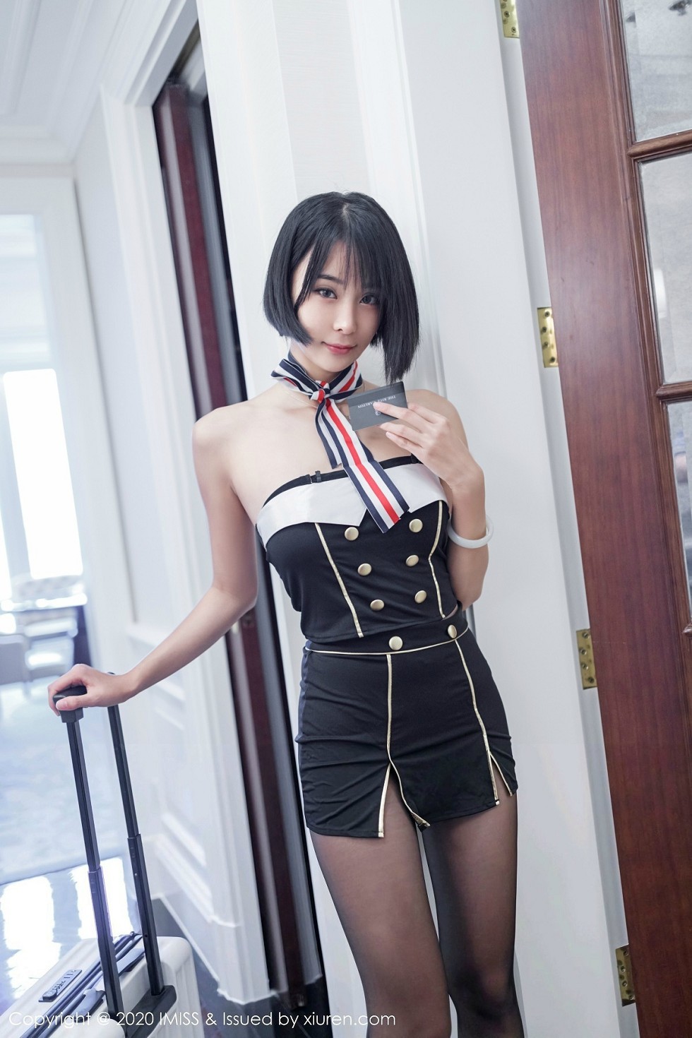 [IMISS爱蜜社]Vol.461_嫩模蓝夏Akasha宾馆跟随剧情私房带子内衣露豪乳诱惑写真72P