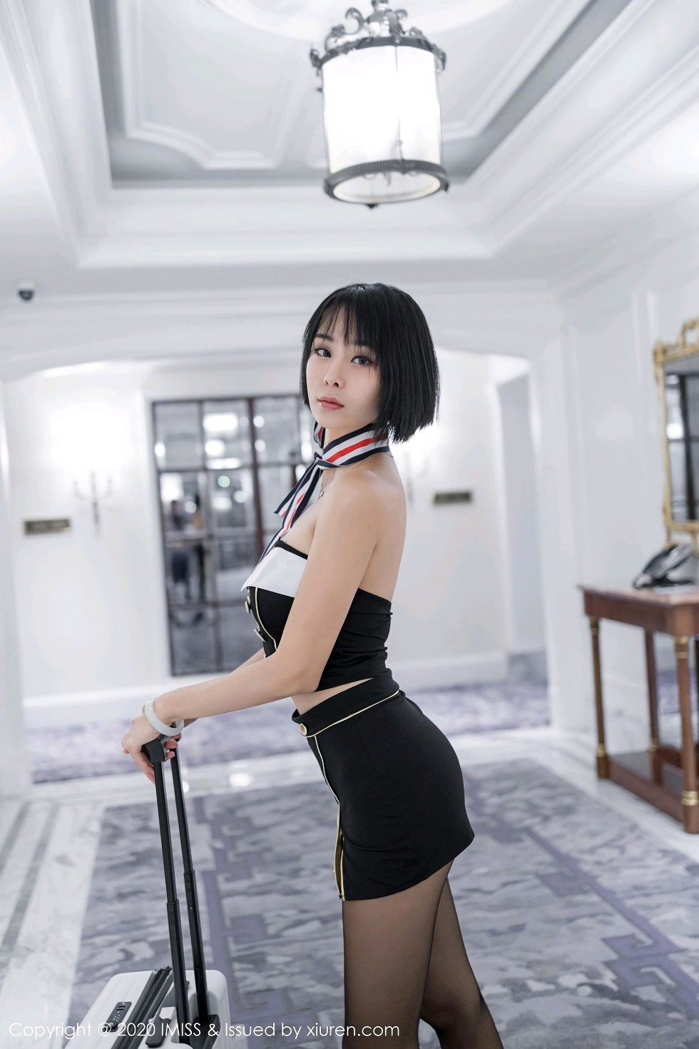 [IMISS爱蜜社]Vol.461_嫩模蓝夏Akasha宾馆跟随剧情私房带子内衣露豪乳诱惑写真72P
