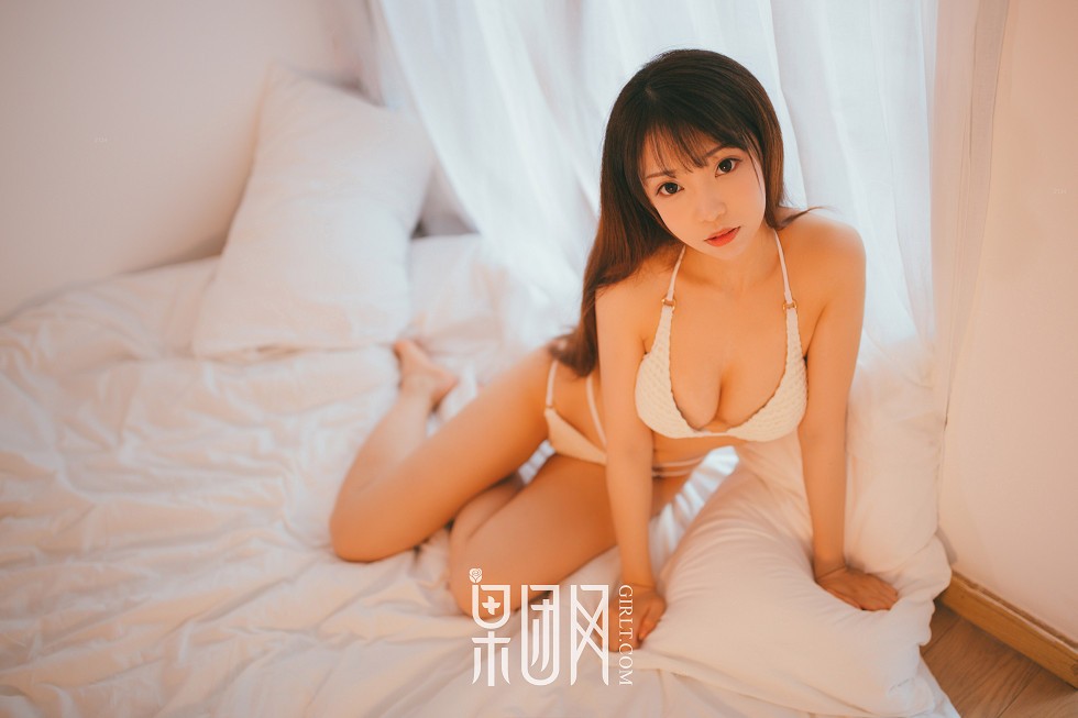 [GIRLT果团网]熊川纪信No.025_嫩模水花花不是水哗哗私房白色内衣秀巨乳诱惑写真45P