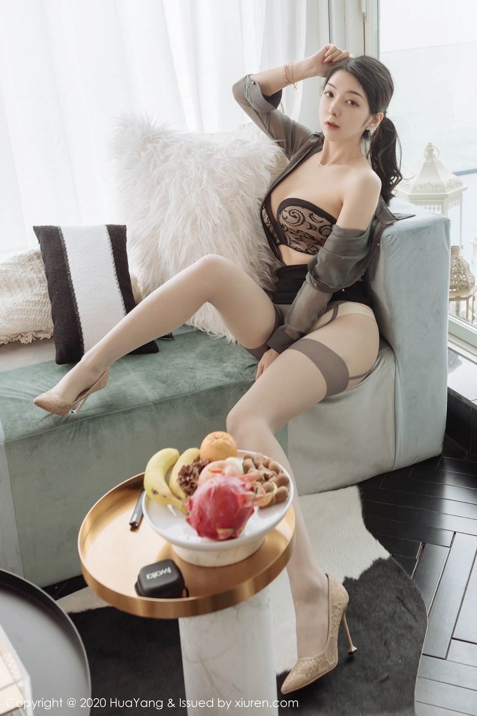 [HuaYang花漾]Vol.244_女神Angela小热巴云南旅拍私房朦胧吊带肉丝撩人诱惑写真61P