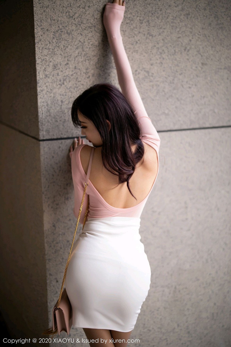 [XiaoYu画语界]Vol.310_女神杨晨晨sugar真空粉色露背上衣秀美乳激凸撩人诱惑写真72P