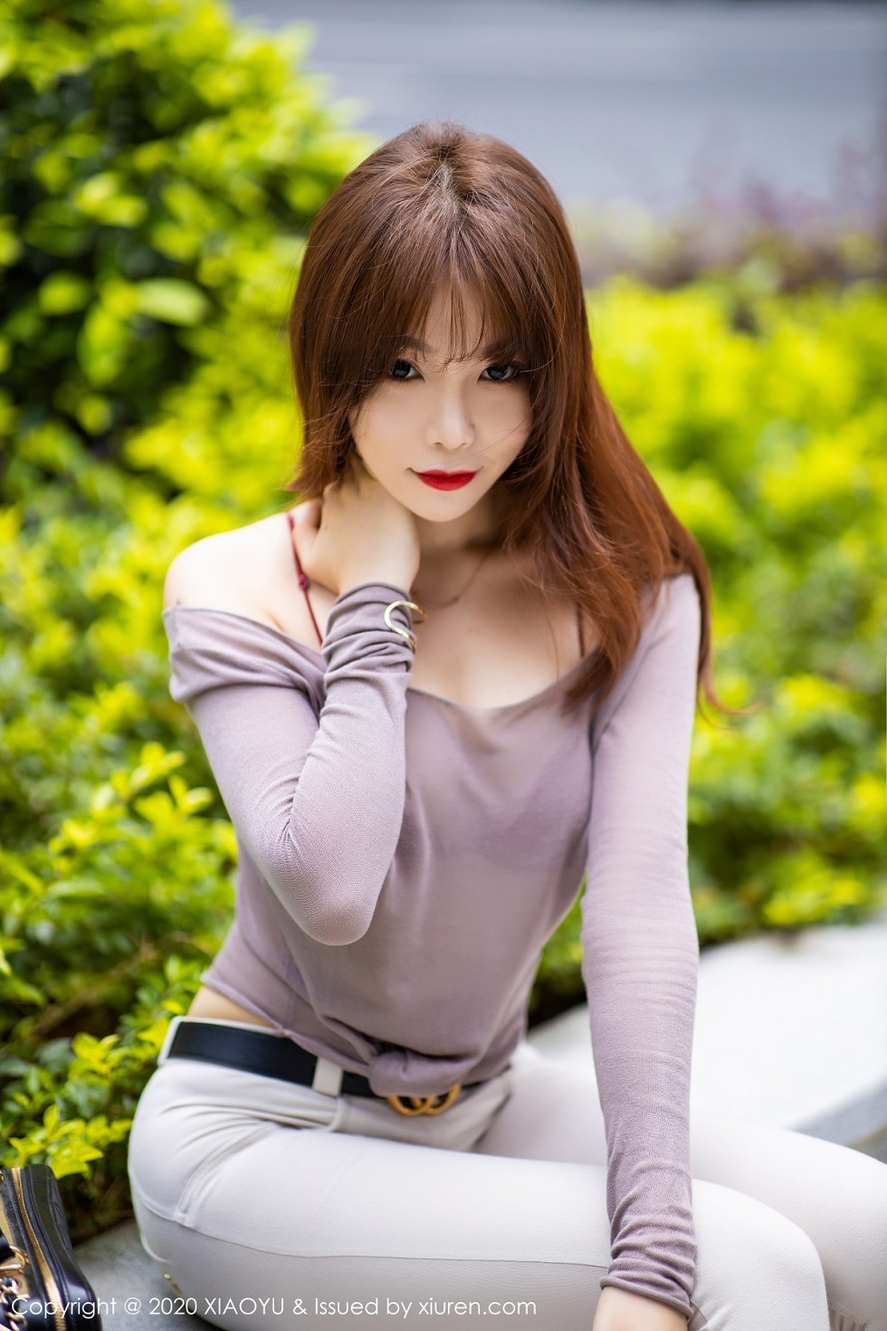 [XiaoYu画语界]Vol.314_性感女神芝芝Booty街拍主题职场都市丽人靓丽迷人写真75P